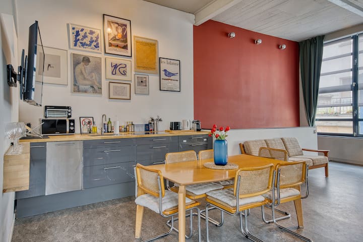 BH)330m2 Villa for Groups GameRoom+Jacuzzi+Terrace gallery image 3