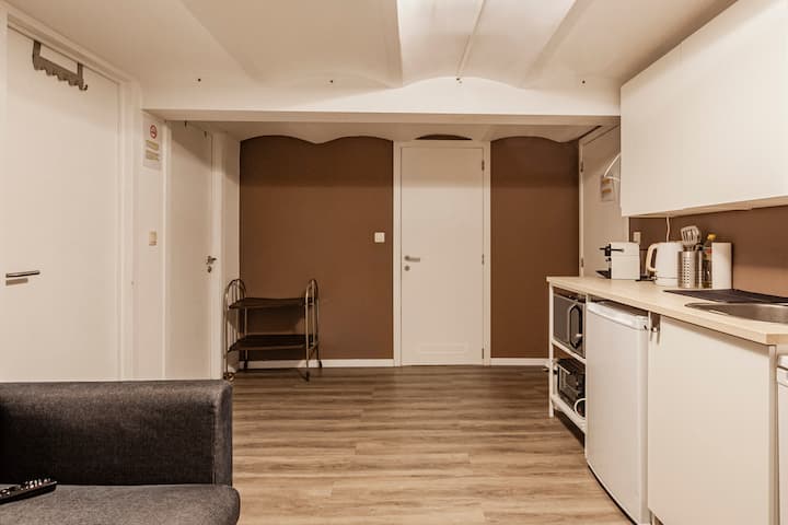 მისაღები ოთახი 3