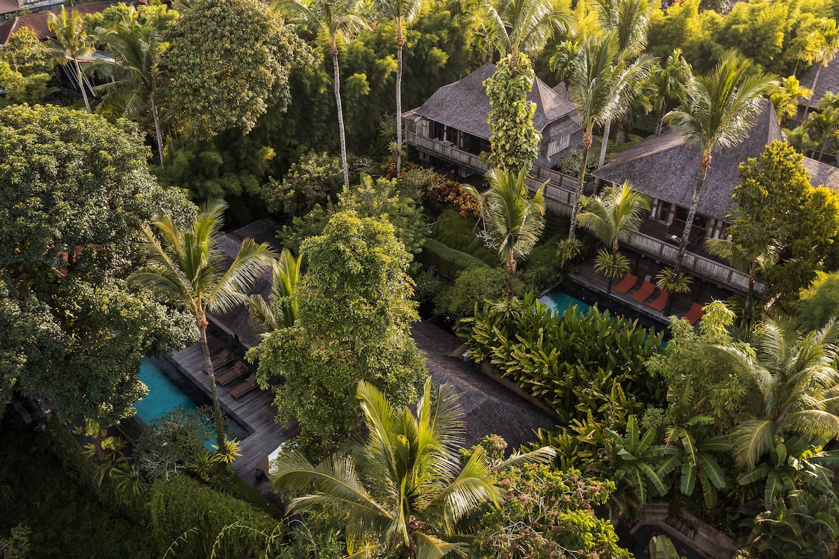 Hujan Estate House — photo 1