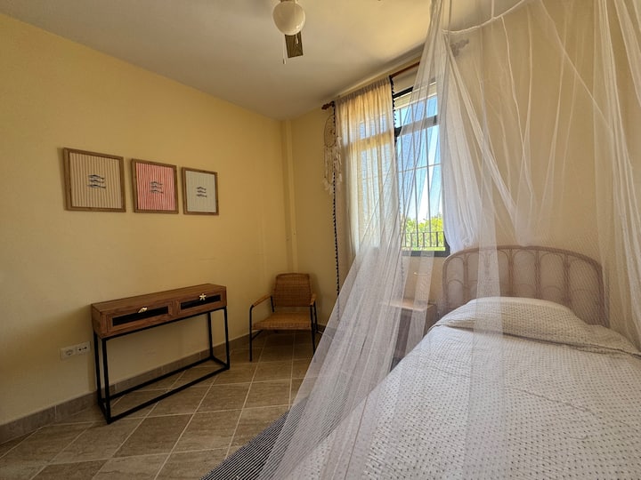 საძინებელი 1