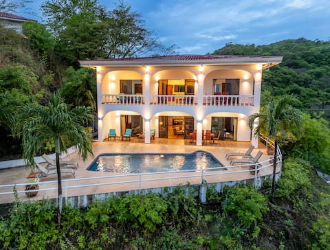 New Listing! Villa Lantana