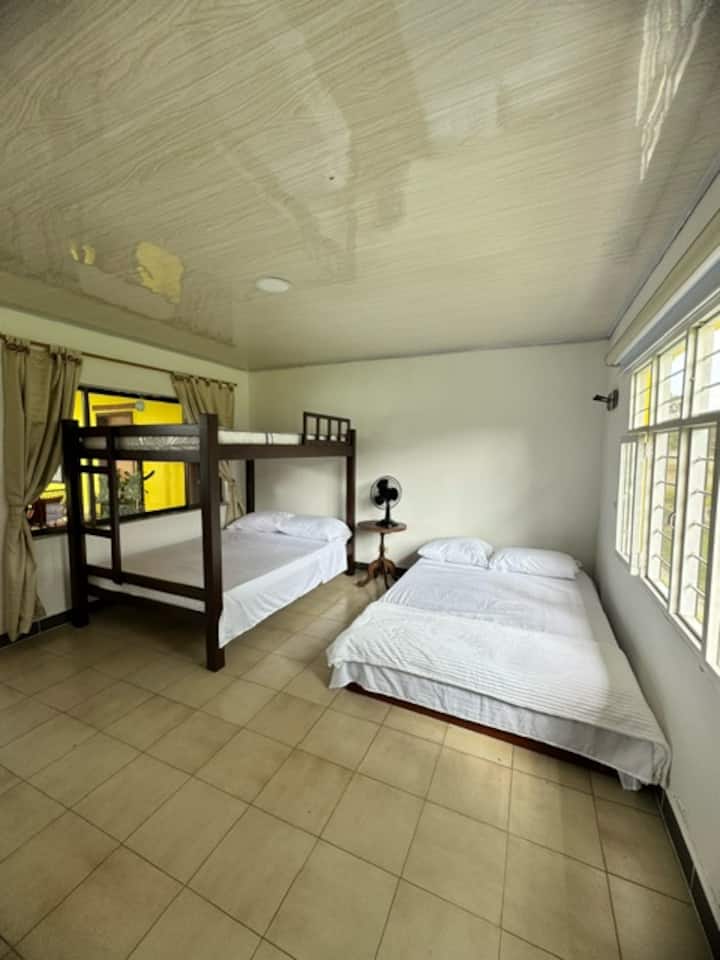 საძინებელი 2