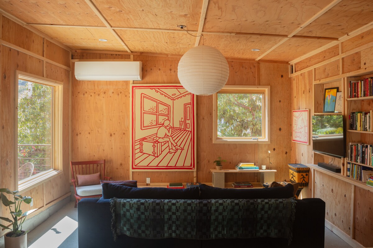 Top Airbnb: Art Home in Echo Park