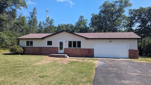 Quiet home near trails and parks