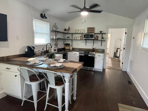 The Liberty Suite at Johnson Acres