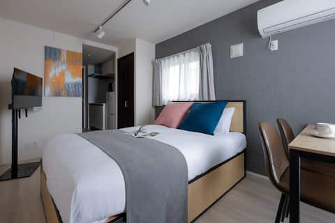 8 min walk from the station / Good access / f02