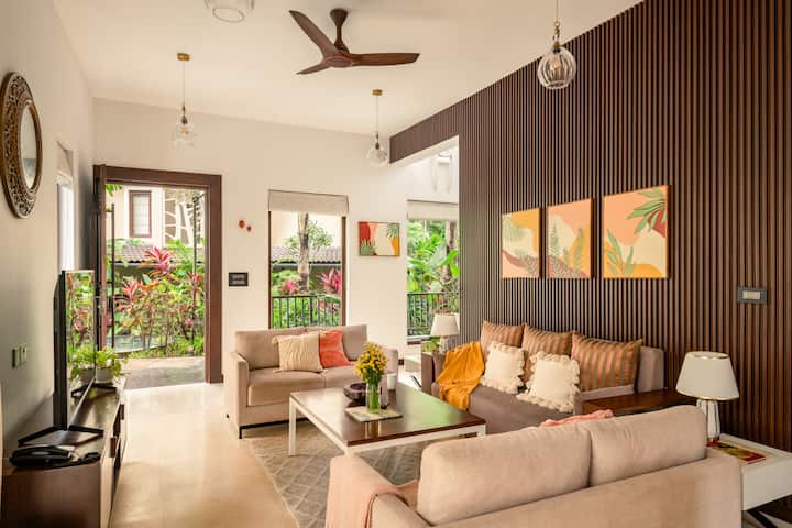 Living room image 4