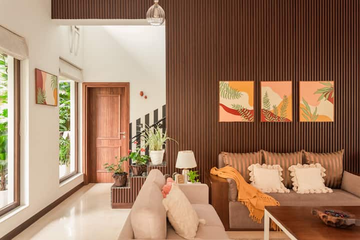 Living room image 6