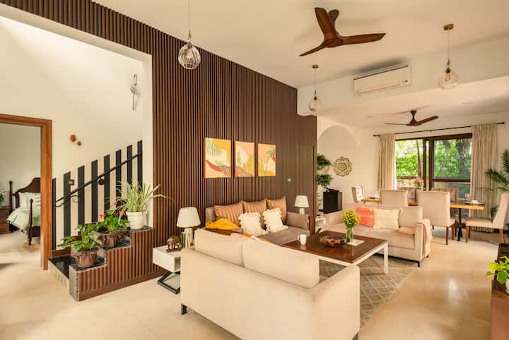 Living room image 2