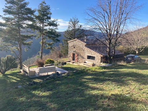 Refurbished Ardéchoise house, magnificent view.