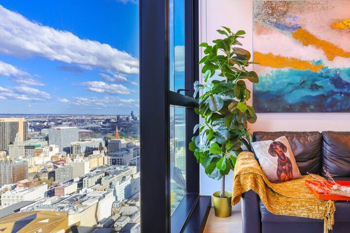 Best CBD 3 Queen beds 1sofa bed gallery image 3