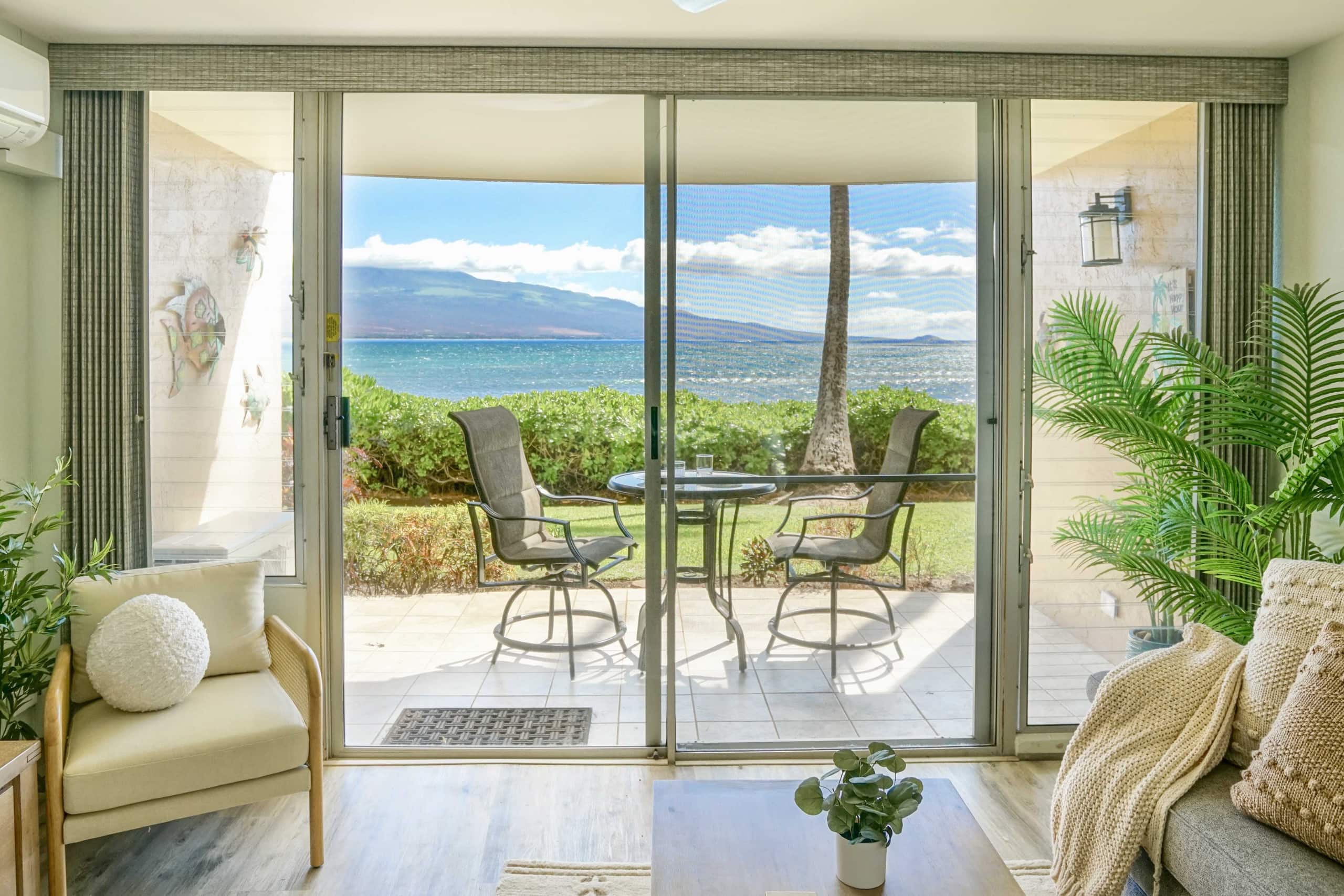 Condo in Wailuku · ★4.96 · 1 bedroom · 2 beds · 1 bath - Image 3