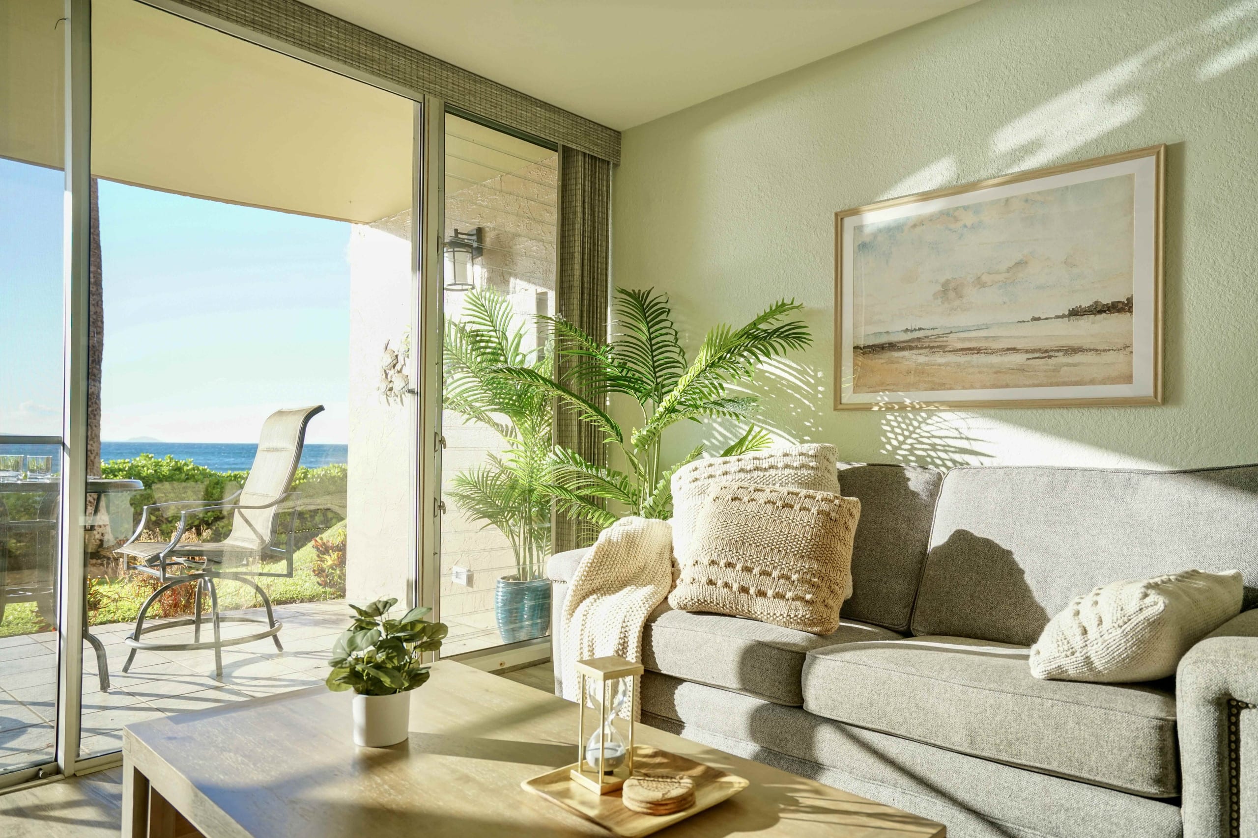Condo in Wailuku · ★4.96 · 1 bedroom · 2 beds · 1 bath - Image 2