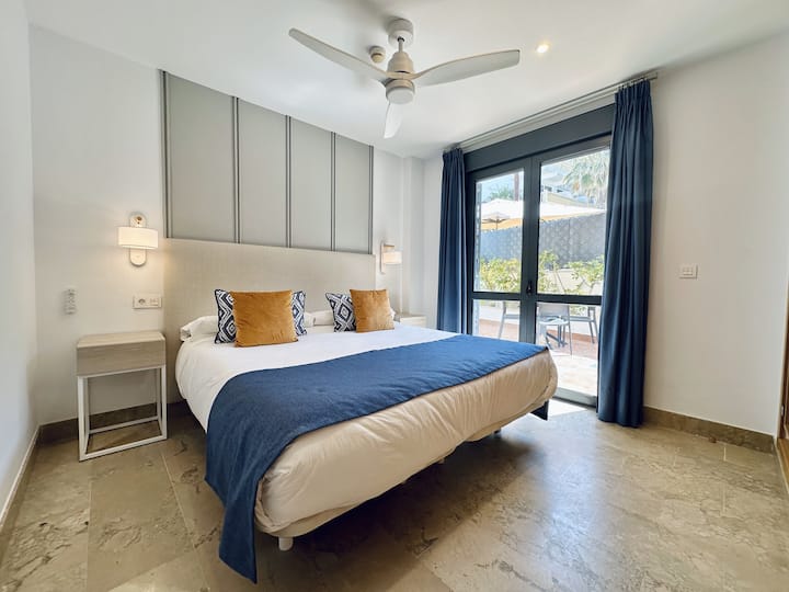 Apartment With Patio. Marina Luz Hotel - Chipiona