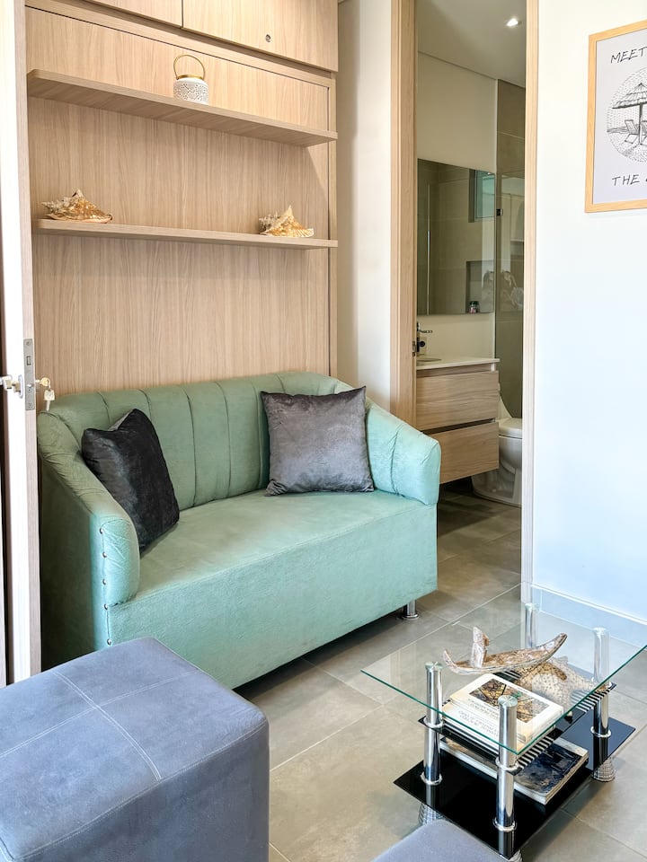 Apartment Steps From The Beach | Pool | Jacuzzis - 산타마르타