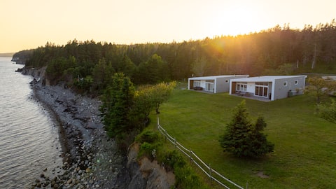 Luxury Oceanfront Cottage-Rose Bay, Lunenburg #2