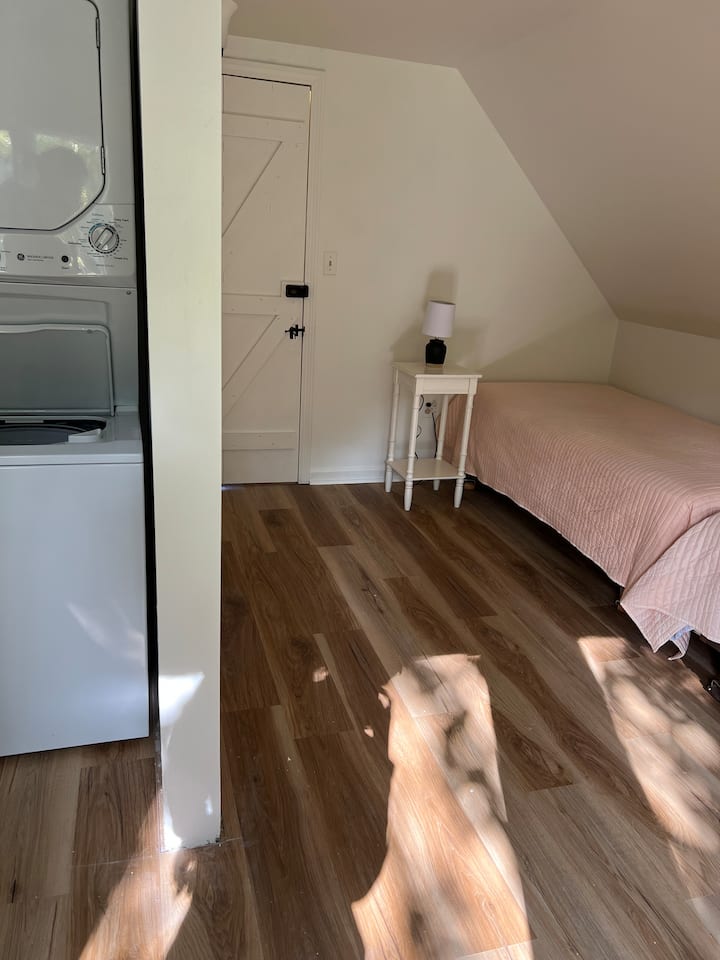 საძინებელი 3