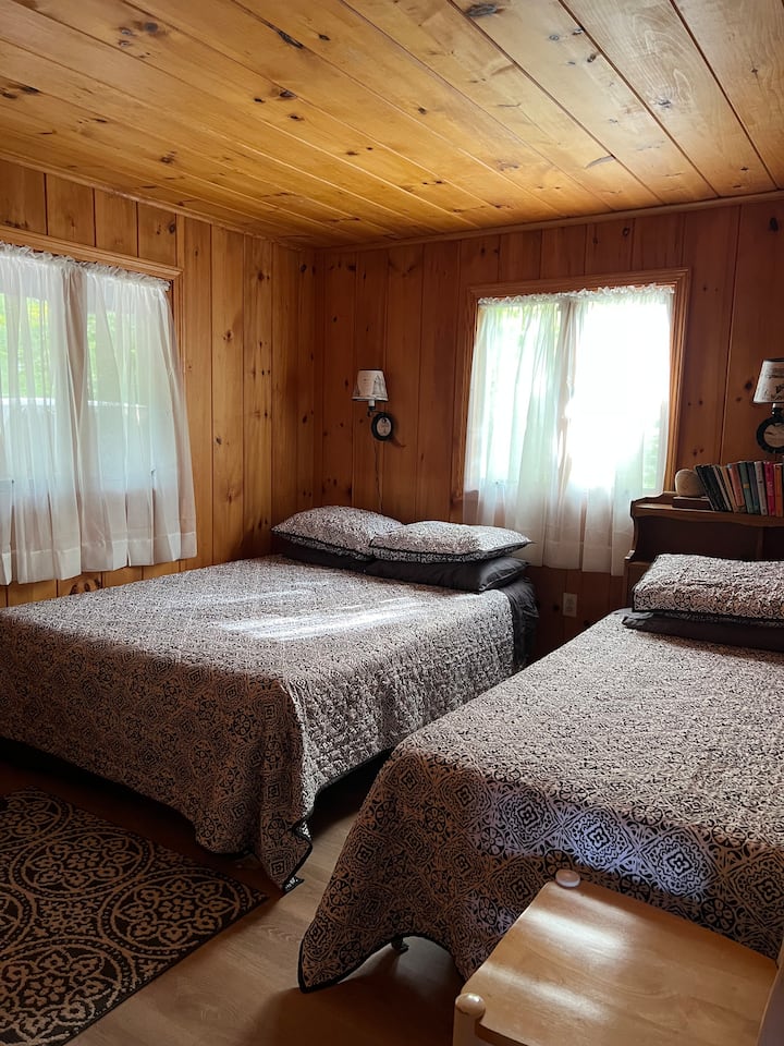 საძინებელი 1