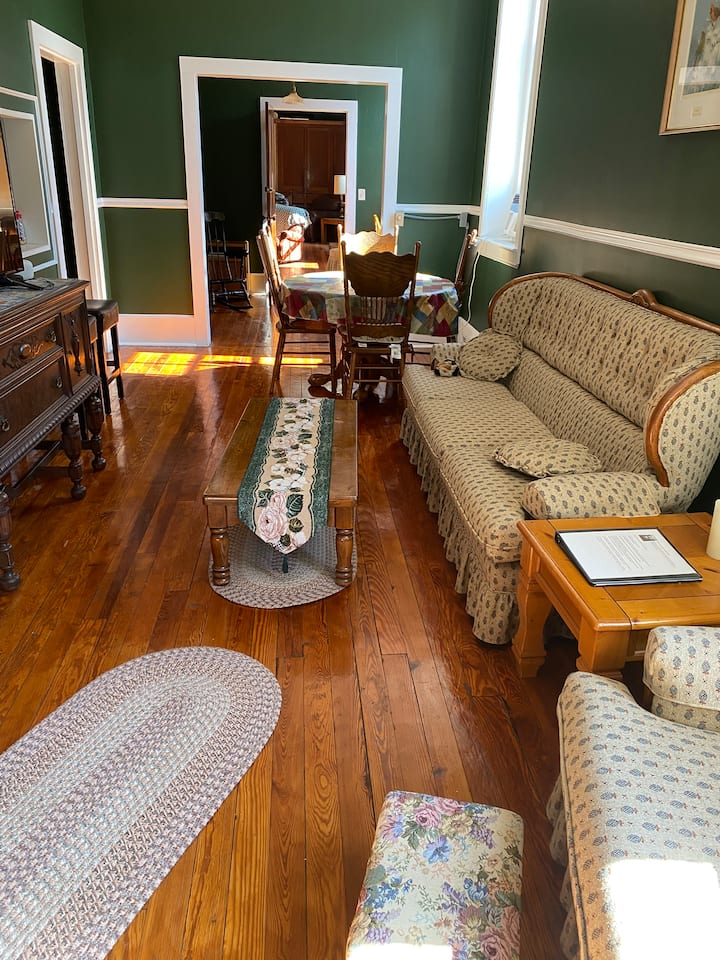 Angelica Heritage Stay - Belmont, NY