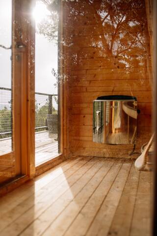The Chalet (Tennis court & Sauna) gallery image 5
