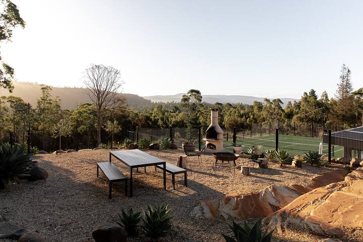 The Chalet (Tennis court & Sauna) gallery image 2