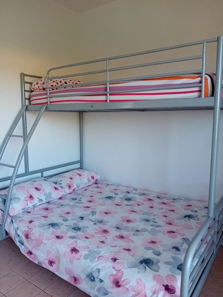 საძინებელი 2