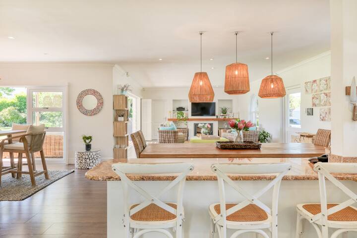 Family-Friendly 4-Bedroom Home in Constantia gallery image 5