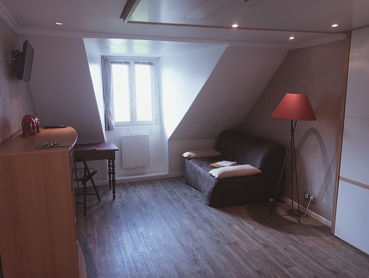 Successful Airbnb property: Beautiful studio at La Madeleine in Paris 8e Arrondissement
