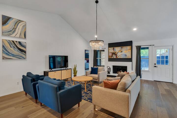 King Bed/ Home With A Fenced Patio In Keller Texas - North Richland Hills, TX