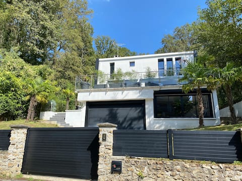 Contemporary Mandarine Villa