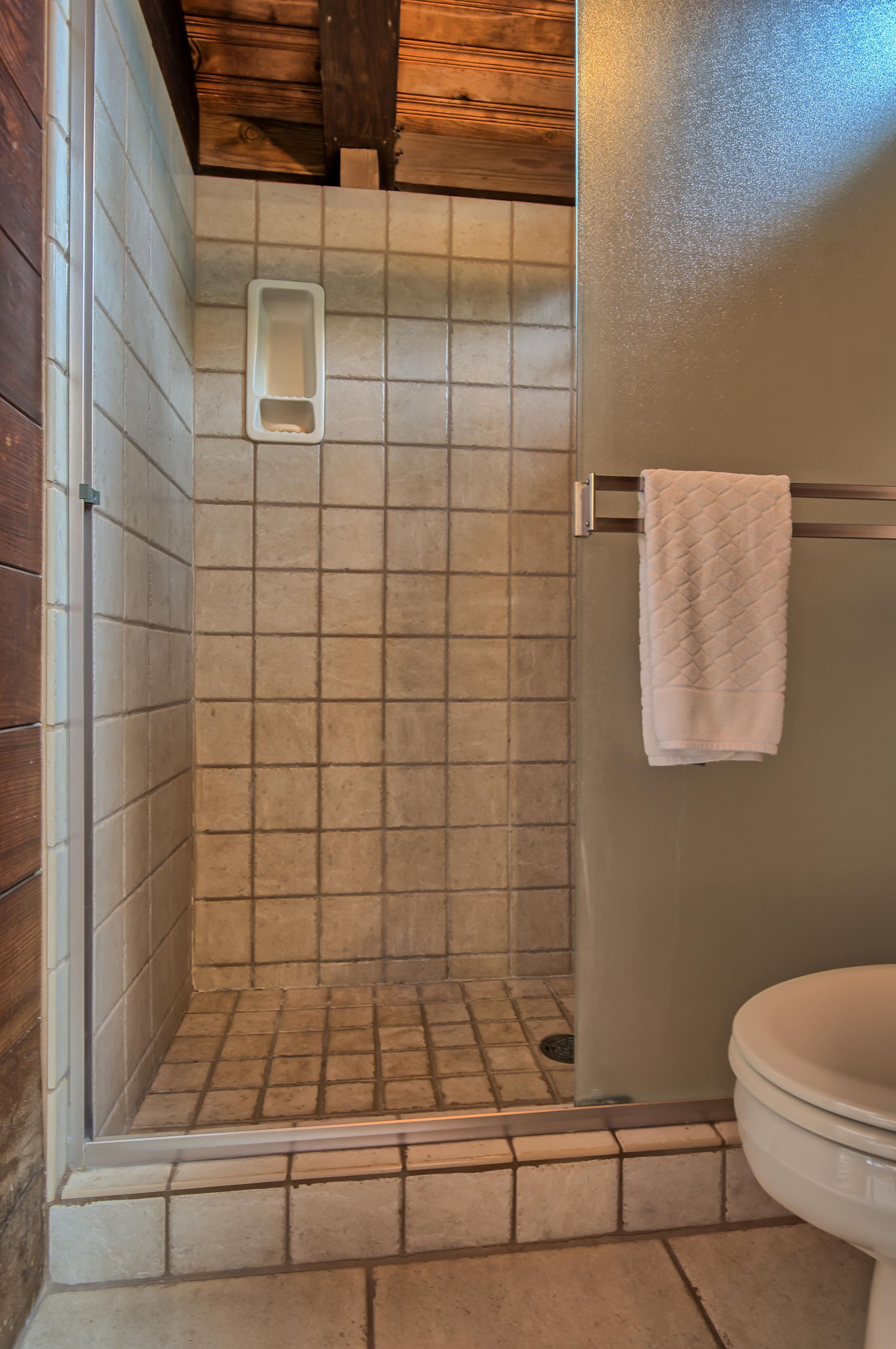 Home in Kihei · ★5.0 · 2 bedrooms · 4 beds · 3 baths - Image 21