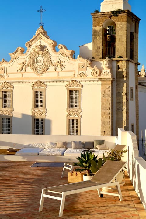 Mansion in the heart of Olhão, beaches 300m away