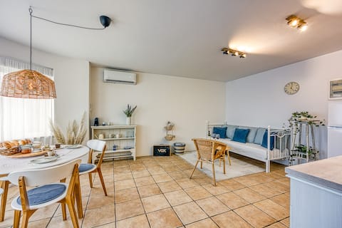 Top performing Airbnb: Pond and Terra Apartment, Kaštelir in Brčići