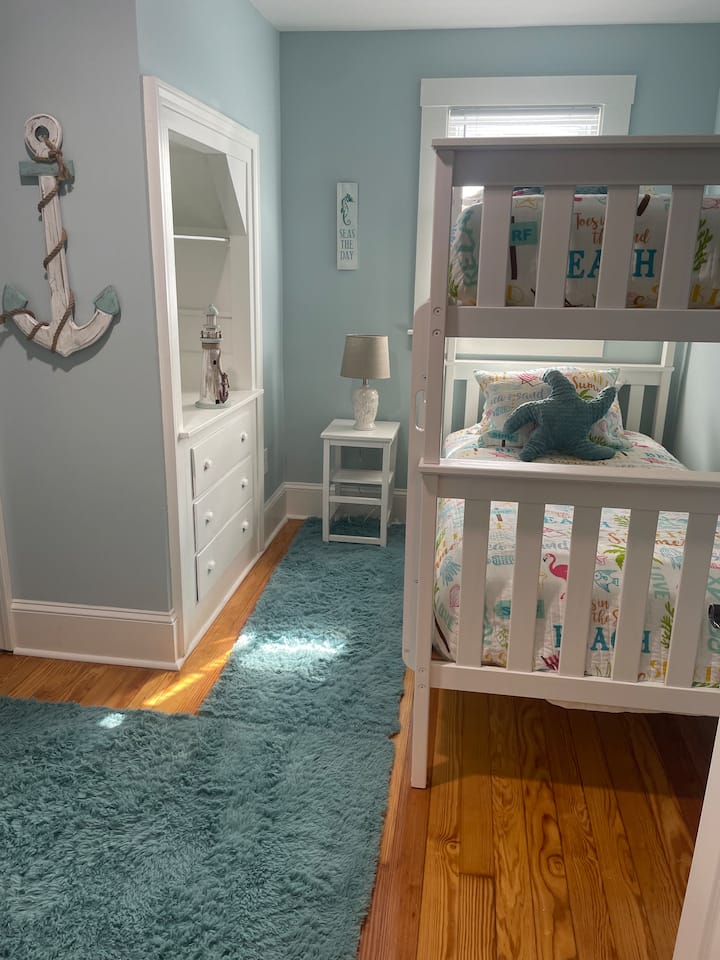 ห้องนอนที่ 5 - เตียงสองชั้นคู่