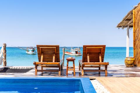 BeachFront, Private Saltwater Pool,2 Bedroom House