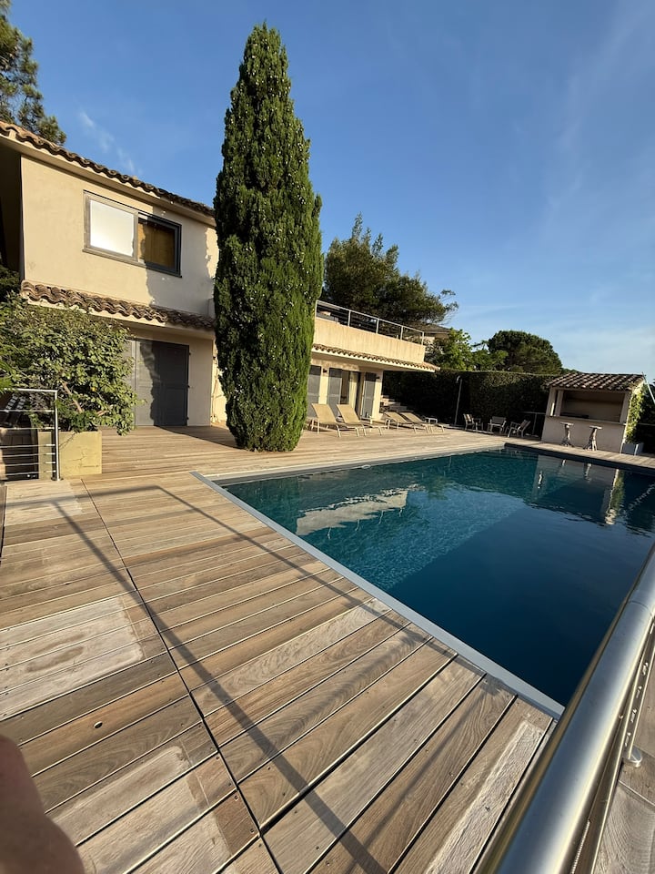 Cala Rossa: Villa à 30m De La Plage, Vue Mer - Corse