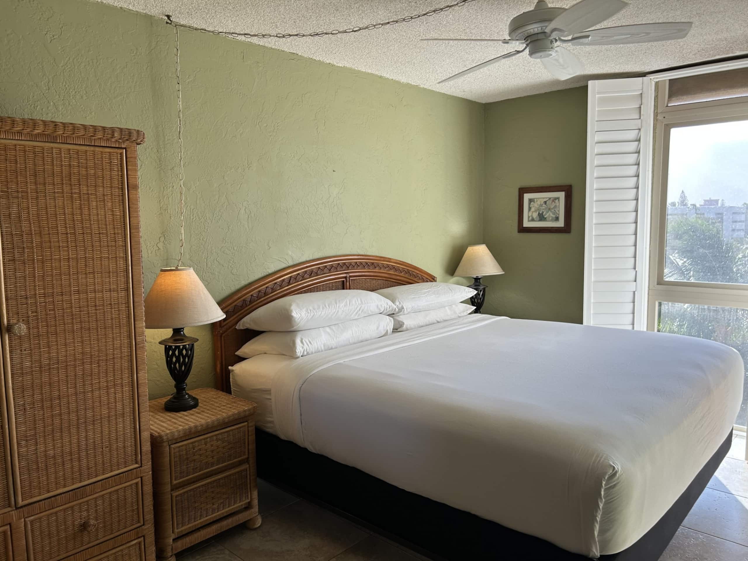 Condo in Kihei · ★4.93 · 1 bedroom · 3 beds · 2 baths - Image 27