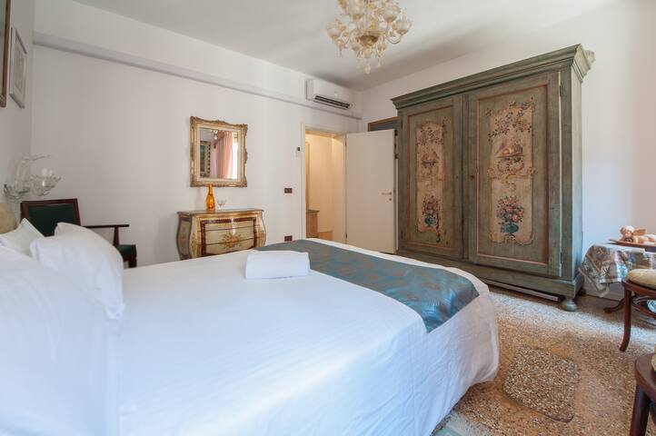 Ve.N.I.Ce. Cera Casa Del Sol gallery image 4