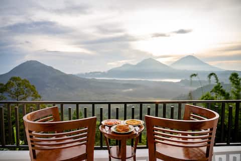 Majestic Suite Room with Triple Mountain View
