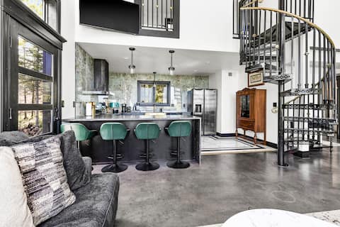 Cabin in Knife River with Sauna and Amazing Views