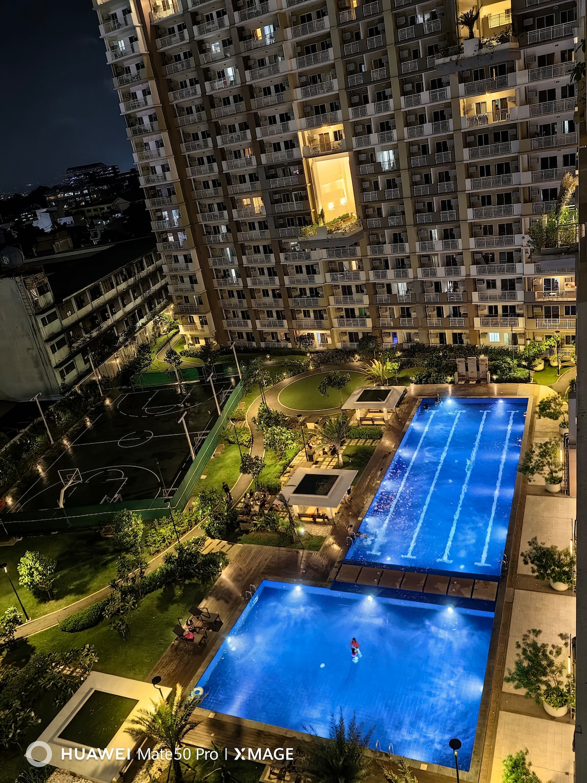 Infina 1Bedroom Cozy Condo Cubao Quezon City(N925) Apartments for