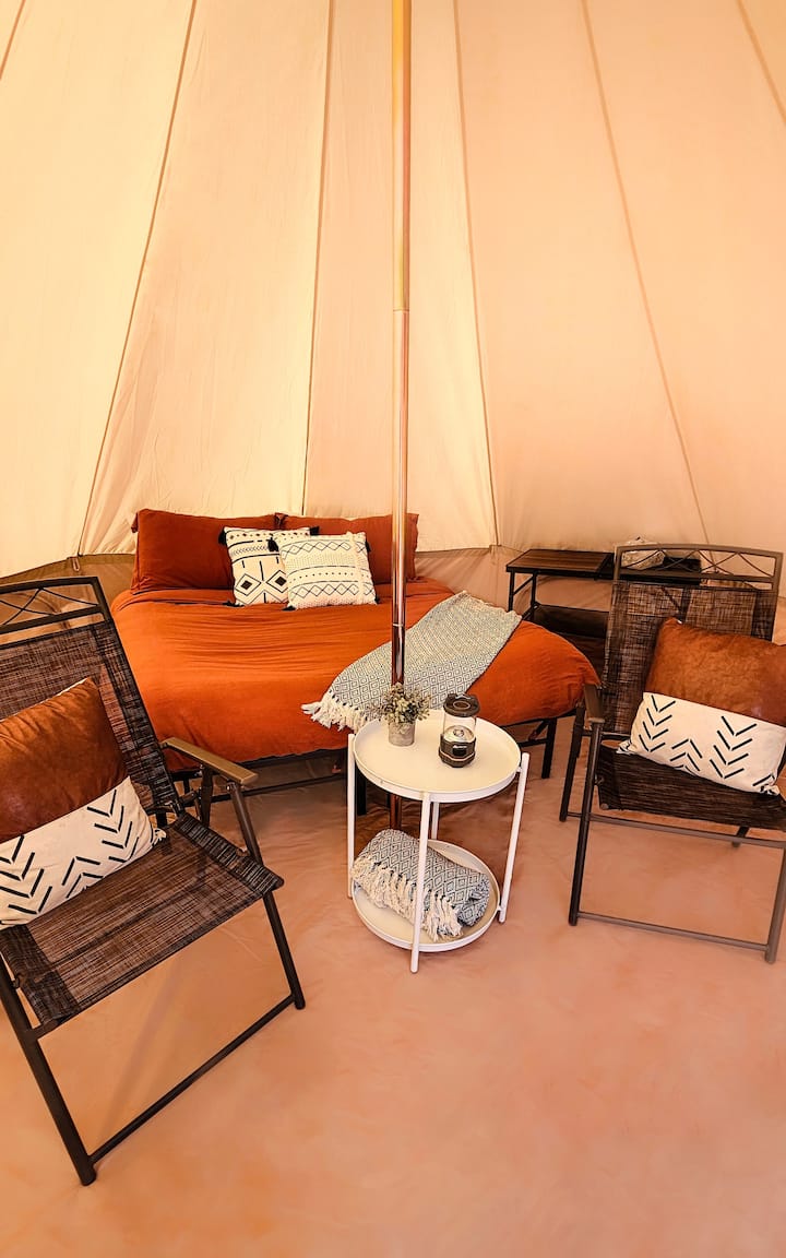 Glamping Queen Tent @ Private Riverside Ranch - 拱門國家公園