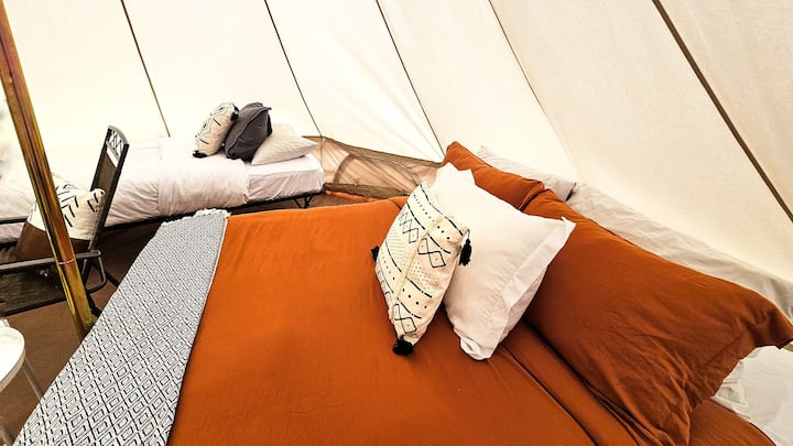 Glamping Family Tent @ Private Riverside Ranch - 알처스 국립공원