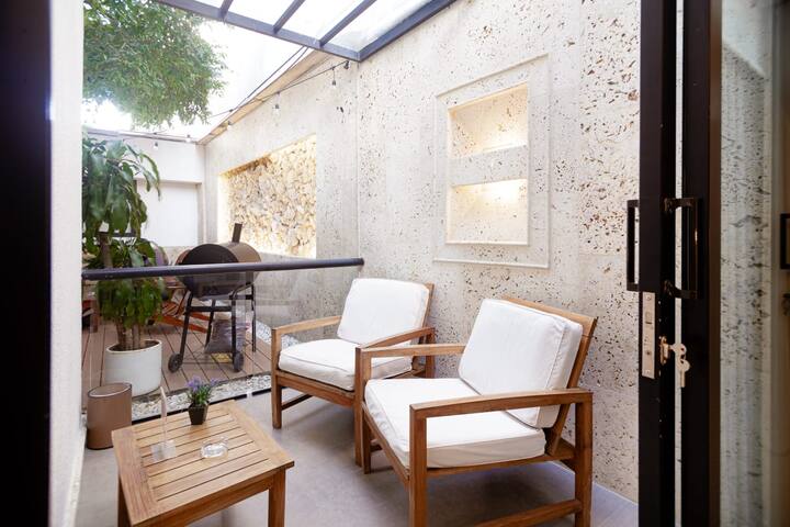 Cartagena Suites De Manga managed Airbnb listing 2