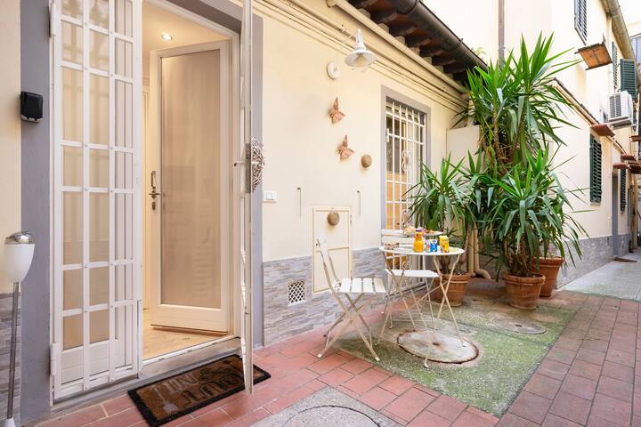 Wonderful S. Niccolò “Piazzale Michelangelo” gallery image 5