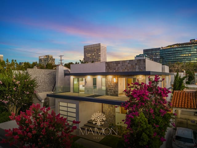 Cozy & Elegant Haven by Trendy Attractions