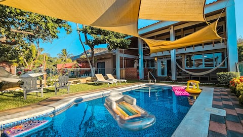 Utopia: Beachfront property at Playa Dorada