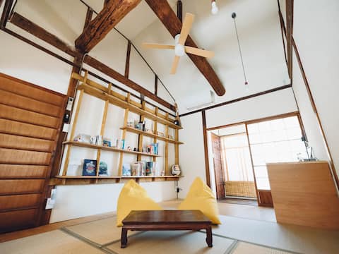 A private ancient house in a port town