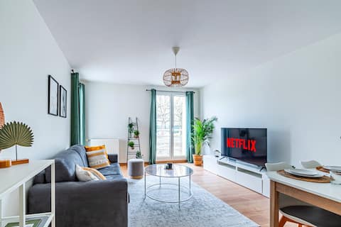 Quiet & comfortable 2 bedroom apartment - Close to SQY Velodrome