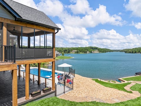 Lakefront Luxe on Alpine Lake
With Private Pool